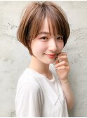 クールショート前下がりピンクベージュ大人かわいいモテ髪