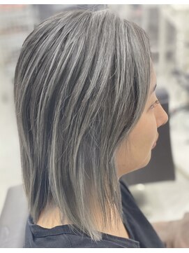 アヴニール アックス(Avenir axe) バレイヤージュメタリックシルバー