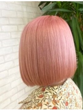 ボヌール 銀座並木通り店(Bonheur) 【Stylist東谷】フラットボブ　ベビーピンクカラー