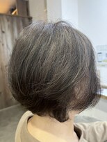 トレシュ(tres) 白髪ぼかしハイライト