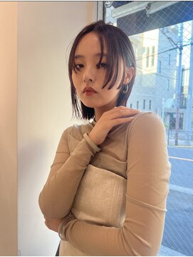 フラミンゴバイカーニバル 江古田(Flamingo by carnival) 切りっぱなしボブ×ダブルバング