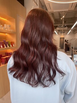 シダ(sida SAIIN) 20代30代ロングチェリーレッド