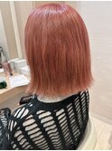 ピンクベージュ外ハネ結べるボブ段カットかきあげ絶壁アラフィフ