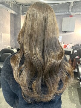 エルバイラビス 大宮(elu by lovis) 《Ami》オリーブベージュ/Wカラー/ブリーチなし/韓国/大宮/埼玉