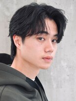 テン 心斎橋(tenn.)&nbsp;メンズセンターパート七三分けパートニュアンスパーマ刈り上げ