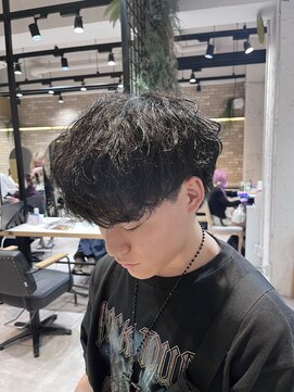 ゼスト 三鷹店(ZEST) シャドウパーマ/韓国ヘア/メンズパーマ/吉祥寺/三鷹