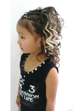 ラチャウ(La.Ciau) ウエーブエクステ