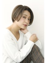 イグレックビス(igrek bis) IGREKBISジグザグバング×ブルージュ×3Dカラー×ミニマムボブ