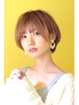 リタ(Lita)&nbsp;マッシュショート　耳かけナチュラルボブ　小顔　ベージュカラー