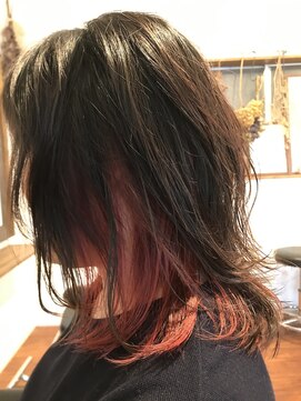 カミリー(Kamily) ★モテ髪アップ★ベリーピンクのインナーカラー