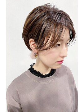 メイカ(MEIKA) ショートボブ【アレンジ】