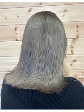 ファン(fun) ペールシルバー