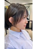 小顔効果◎前下がりボブ／オリーブグレージュ／ショートボブ