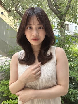 アイヴィ 表参道(IVY) シースルーバングくびれミディアム【肥田亜沙美】