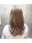 上品セミロング ハイトーン モテ髪 透明感カラー 大人可愛い