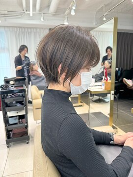 アンド ストーリーズ(&STORIES) ショートボブ髪型30代40代50代前髪あり前髪なし面長丸顔【荒牧】