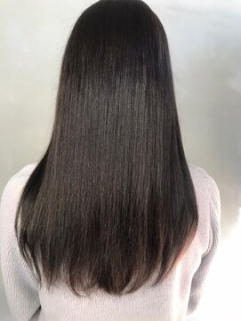 フェアリーテール 高坂店 髪質改善でナチュラルストレートロング