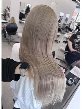 エゴル ナゴヤサカエ(ENGOL NAGOYA SAKAE) ミルクティーベージュ/ホワイトベージュ/ハイトーンカラー