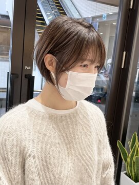 ステアケース 武蔵小杉店(stair:case) 白髪ぼかしハイライト/大人ショート/脱白髪染め/デザインカラー