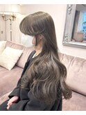 レイヤーカット毛流れレイヤーオリーブベージュブリーチなし