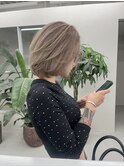 ハイトーンホワイトベージュボブ
