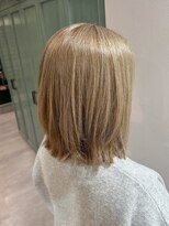 ヘアサロン ナノ(hair salon nano)&nbsp;外ハネヘア/白髪ぼかし/大人のハイトーンカラー/髪質改善