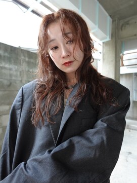 オレンジブラウン/レイヤーカット/ブリーチなし〇20代30代40代