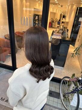 大人ブラウンカラー