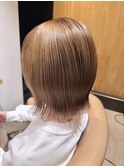 ミルクティーベージュ