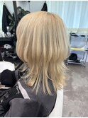 ハイトーンカラー ウルフカット リタッチ ホワイトカラー