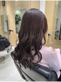 20代×巻き髪スタイル