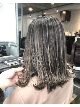 アポロ 横浜駅店(apollo) ノーブリーチバレイヤージュ☆