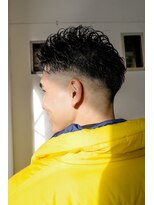 カムジーヘッドカミノウラ(COMEGHEAD KAMINOURA)&nbsp;スキンフェードパーマ