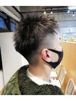 レインボー(Rainbow)&nbsp;フェードに近いスッキリ刈り上げショート！