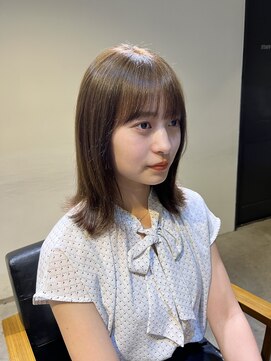 トレス(TRESS) 外ハネレイヤー ボブレイヤー 切りっぱなし オリーブベージュ