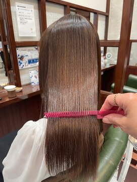 サロンデピレ ブラウンストレートロング手櫛も通るトリートメントカラー