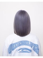 ルプラ ガーデン(le-pla garden) グレー#シルバー#ダブルカラー#切りっぱなしボブ#ケアブリーチ