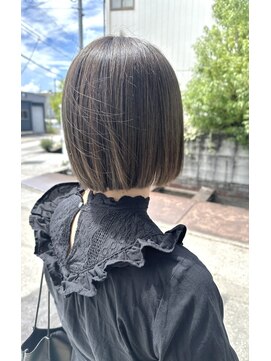 クウ(cuu) ブリーチなし/オリーブグレージュ/髪質改善