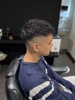 カミトアタマ スキンフェード×ツイストパーマ