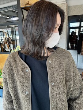 リンダテーラ(Linda tela) 【札幌白石】ハイライト/白髪ぼかし/デザインカラー