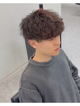 ブライト(BRIGHT) マッシュシャドウパーマ