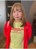 ナチュラルなルーツカラー