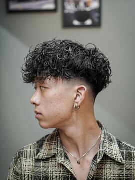 プロショップウェーブ(PRO SHOP WAVE) アッシュブラック/カルマパーマ/ベリーショート/原宿