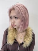切りっぱなしボブハイトーンカラーナチュラルボブピンクベージュ