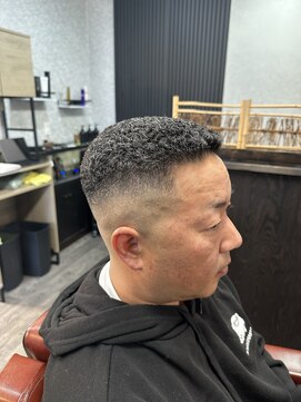 髪処田島屋 フェードパンチパーマ