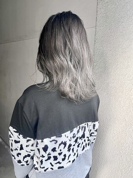 ヘアーアンドアトリエ マール(Hair&Atelier Marl) 【Marl】ホワイトグレージュ×ハイライトグラデーション