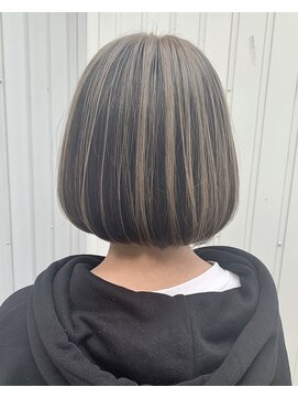 ウィッシュ ヘアー(Wish Hair) 表面カラーボブ