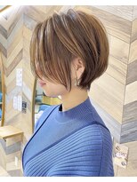 ネオリーブ モカ 川崎チネチッタ店(Neolive mocca) 川崎ショート 絶壁解消 前下がり イメチェン ショートヘア