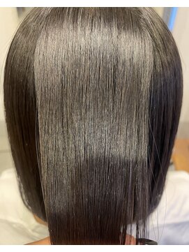 ジィップクリニカ(Zip clinica) 髪質改善ストレート 担当近森