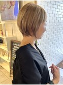ハイトーンショートヘア